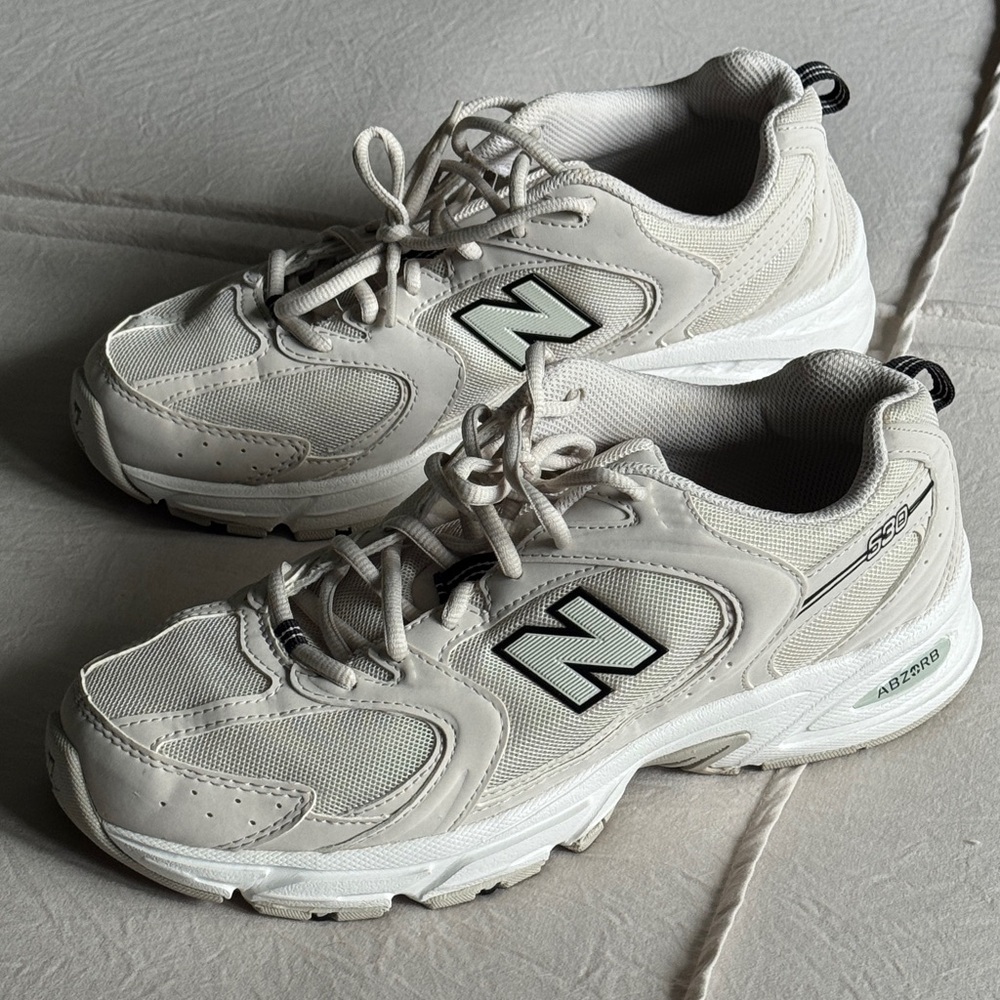 New Balance 530 Beige/Cream Sneakers Size 10 Women
